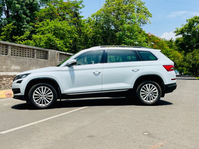 Second-hand 2019 Skoda Kodiaq 2.0 TDI Style for sale in Pune-3