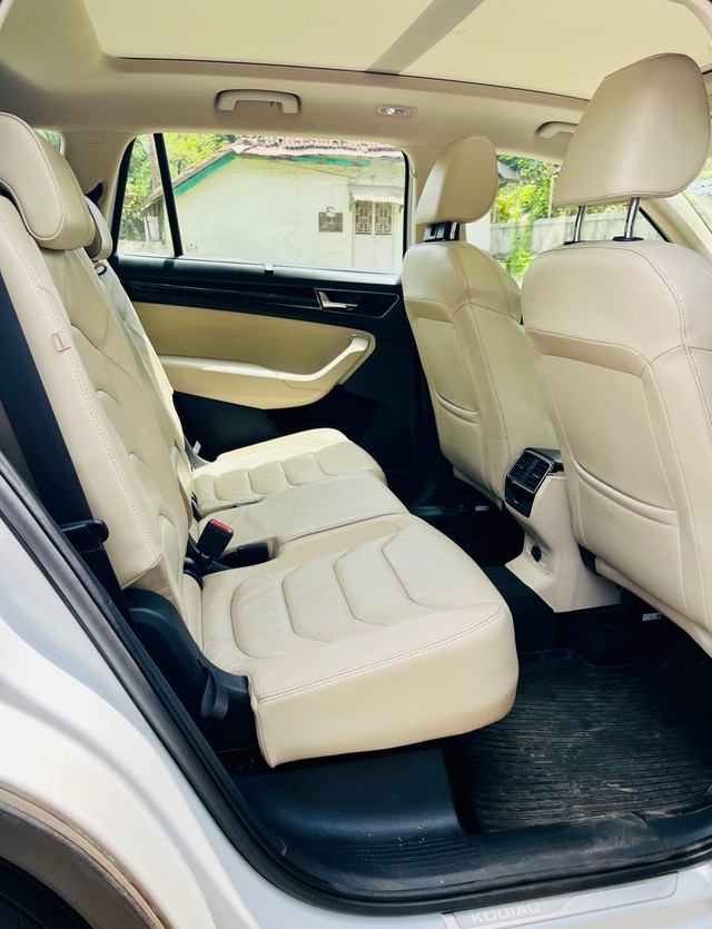 Second-hand 2019 Skoda Kodiaq 2.0 TDI Style for sale in Pune-12