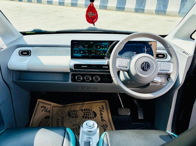 Second-hand 2023 MG Comet EV Play for sale in Pune-7