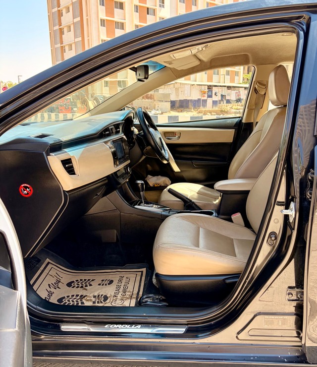 Toyota Corolla Altis VL AT Second-hand 2016 Toyota Corolla Altis VL AT for sale in Pune-12