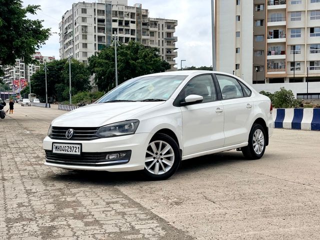 Volkswagen Vento 1.2 TSI Highline AT Second-hand 2015 Volkswagen Vento 1.2 TSI Highline AT for sale in Pune