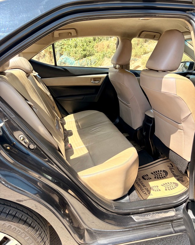 Toyota Corolla Altis VL AT Second-hand 2016 Toyota Corolla Altis VL AT for sale in Pune-9