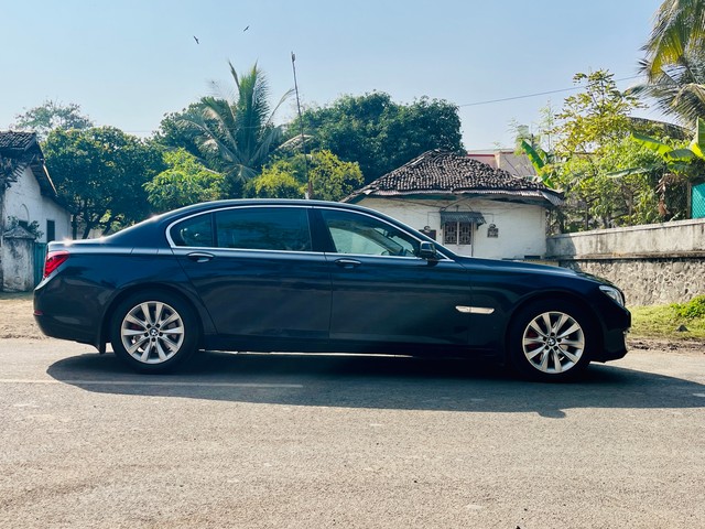 Second-hand 2014 BMW 7 Series Signature 730Ld for sale in Pune-20