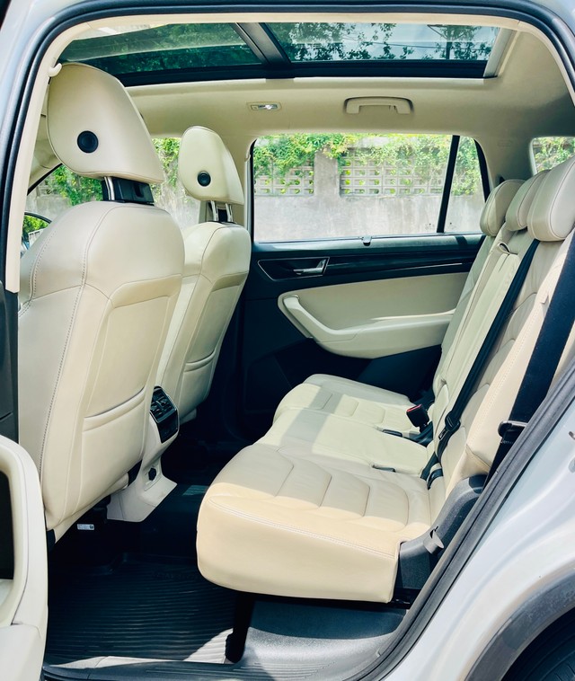 Second-hand 2019 Skoda Kodiaq 2.0 TDI Style for sale in Pune-8