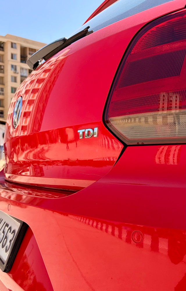 Second-hand 2015 Volkswagen Polo 1.5 TDI Highline for sale in Pune-12