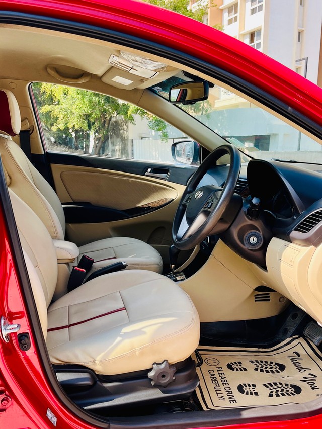 Second-hand 2016 Hyundai Verna 1.6 VTVT SX for sale in Pune-9