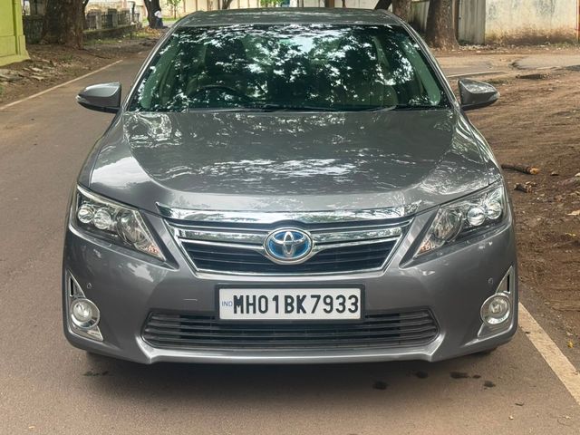Toyota Camry Hybrid Second-hand 2014 Toyota Camry Hybrid for sale in Pune