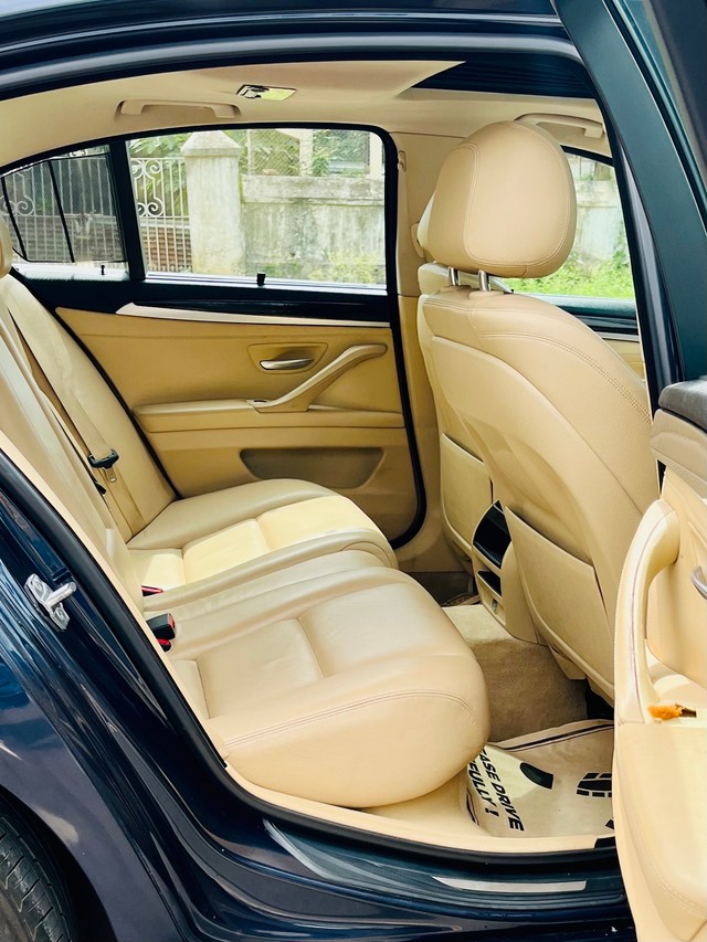 Second-hand 2016 BMW 5 Series 520d Luxury Line for sale in Pune-7