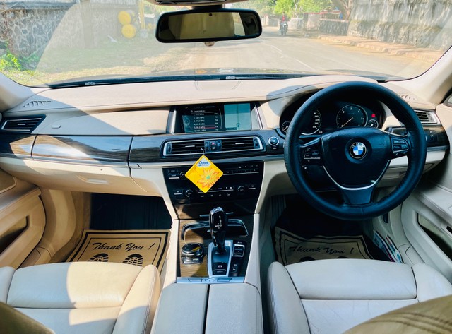 Second-hand 2014 BMW 7 Series Signature 730Ld for sale in Pune-10