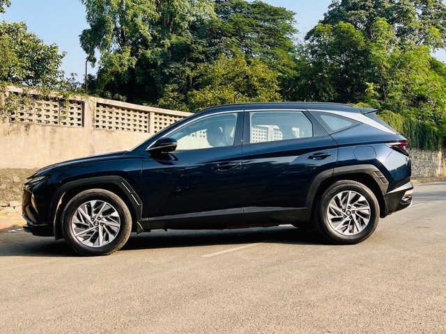 Second-hand 2022 Hyundai Tucson Signature Diesel AT BSVI for sale in Pune-4