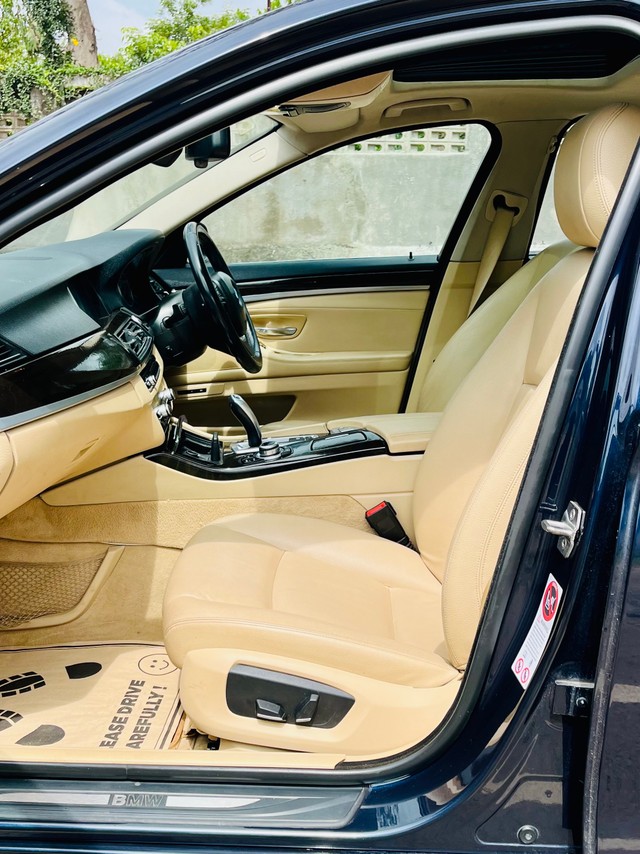 Second-hand 2016 BMW 5 Series 520d Luxury Line for sale in Pune-9