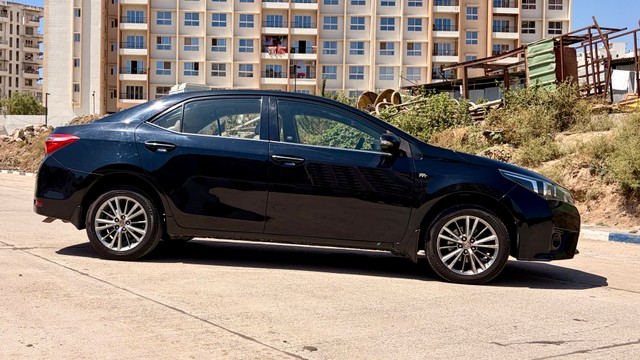 Toyota Corolla Altis VL AT Second-hand 2016 Toyota Corolla Altis VL AT for sale in Pune-1