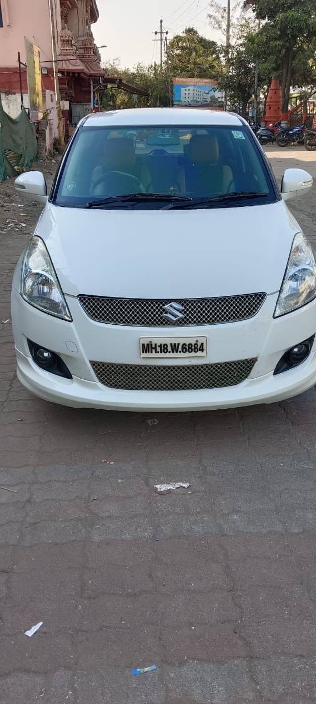 https://images10.gaadi.com/usedcar_image/00B9BE77-2602-48F7-AAFA-F8C82C8BCA0A/original/9838189b-866f-477b-b85e-205d40fbc4f0.jpg?imwidth=6400