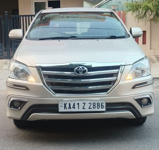 Toyota Innova 2.5 VX (Diesel) 8 Seater BS IV Second-hand 2013 Toyota Innova 2.5 VX (Diesel) 8 Seater BS IV for sale in Bangalore