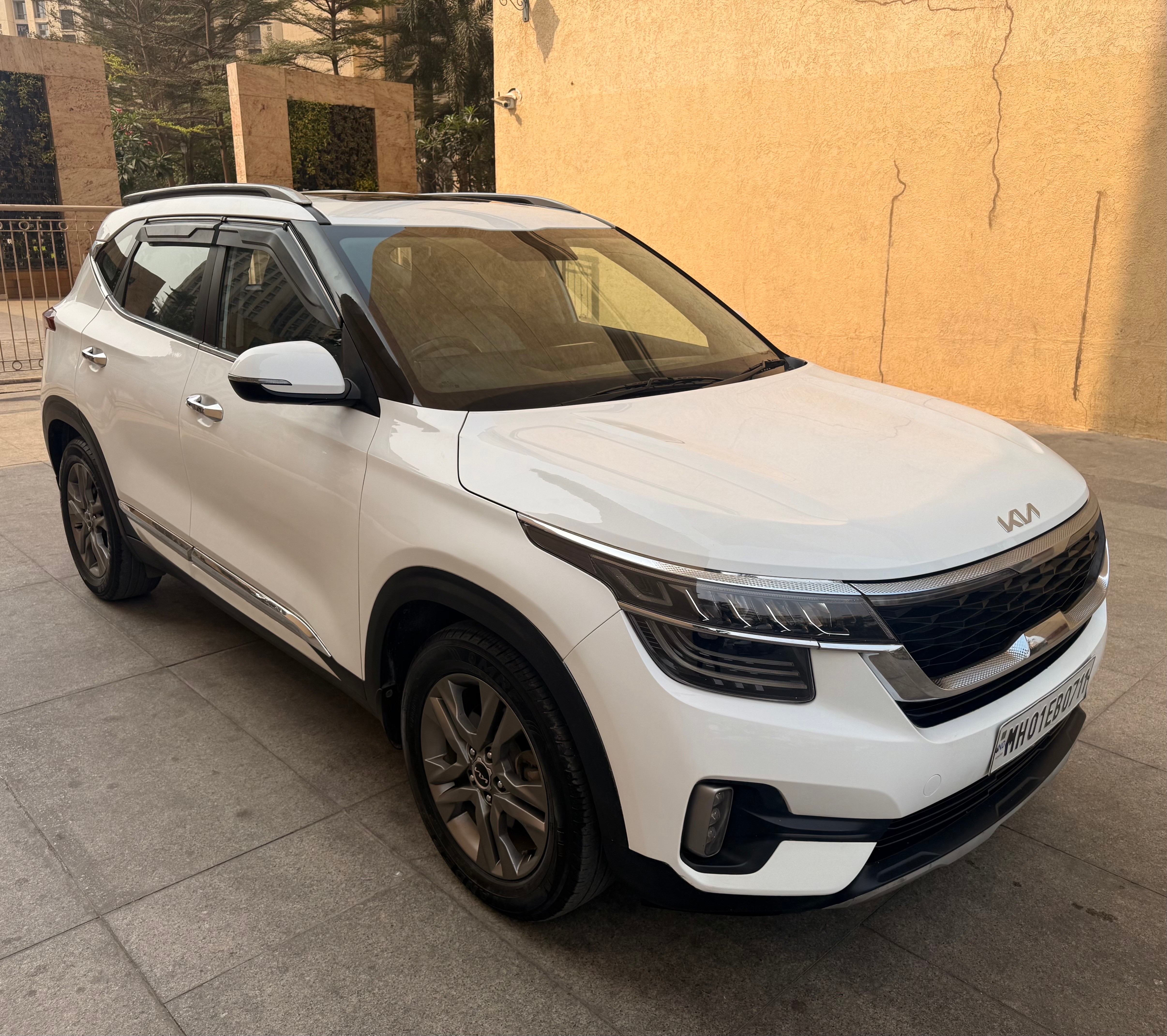 Buy Used Kia Seltos HTX Diesel of 2022 model 12,75,000 INR in Thane