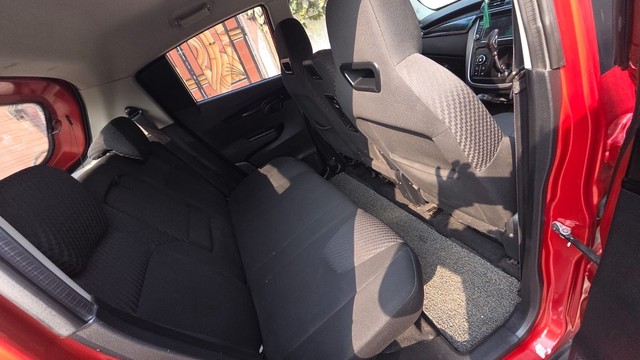 Second-hand 2017 Mahindra KUV 100 NXT G80 K8 for sale in Ghaziabad-12