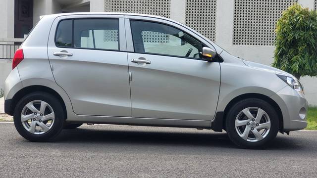 https://images10.gaadi.com/usedcar_image/07B8C446-E3AF-4540-BB9B-625320ABA83E/original/d3f6a3b2-30fa-4007-9ad4-1cdb2c7add17.jpg?imwidth=6401