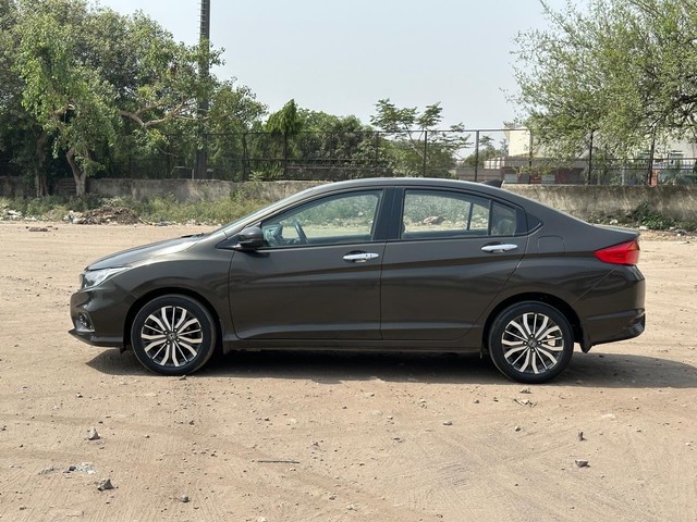 Second-hand 2017 Honda City i VTEC VX for sale in New Delhi-4