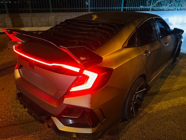 Second-hand 2019 Honda Civic VX for sale in New Delhi-4