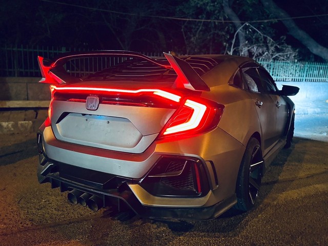 Second-hand 2019 Honda Civic VX for sale in New Delhi-3