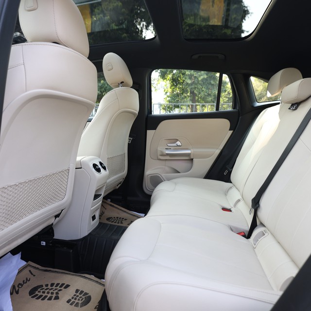 Second-hand 2022 Mercedes-Benz GLA 200 BSVI for sale in New Delhi-8