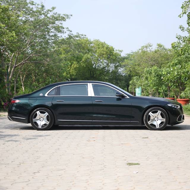 https://images10.gaadi.com/usedcar_image/0B1C55BE-F7E7-469D-AA39-A705A48EAB59/original/1ed3c2e1-4f97-402a-8afc-570e8b2e64f2.jpg?imwidth=6401