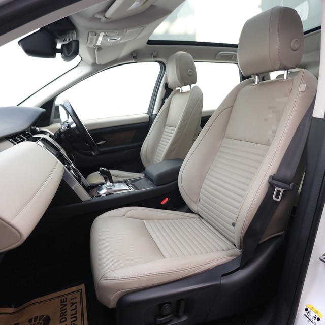 Second-hand 2019 Land Rover Discovery Sport Petrol SE 7S for sale in New Delhi-7