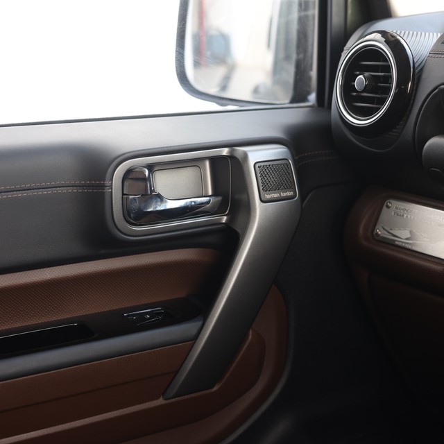 Second-hand 2025 Mahindra Thar ROXX AX7L 4WD Diesel AT for sale in New Delhi-15