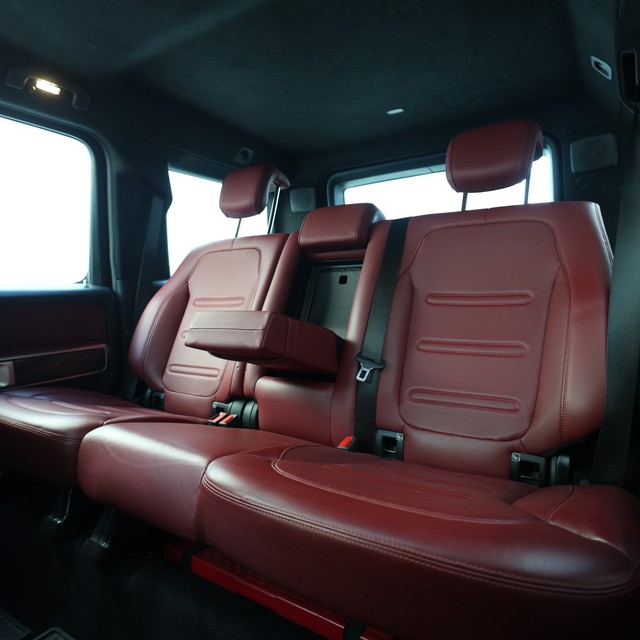 Second-hand 2024 Mercedes-Benz G-Class 400d AMG Line for sale in New Delhi-9