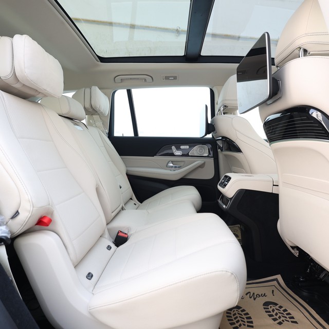 Second-hand 2024 Mercedes-Benz GLS 450 4matic for sale in New Delhi-11