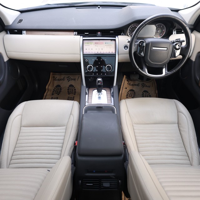 Second-hand 2019 Land Rover Discovery Sport Petrol SE 7S for sale in New Delhi-6