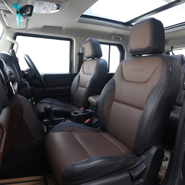 Second-hand 2025 Mahindra Thar ROXX AX7L 4WD Diesel AT for sale in New Delhi-9