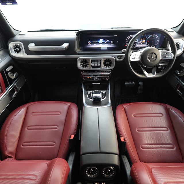 Second-hand 2024 Mercedes-Benz G-Class 400d AMG Line for sale in New Delhi-7