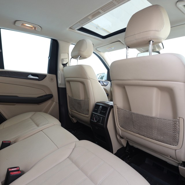 Second-hand 2017 Mercedes-Benz GLE 400 4MATIC for sale in New Delhi-12