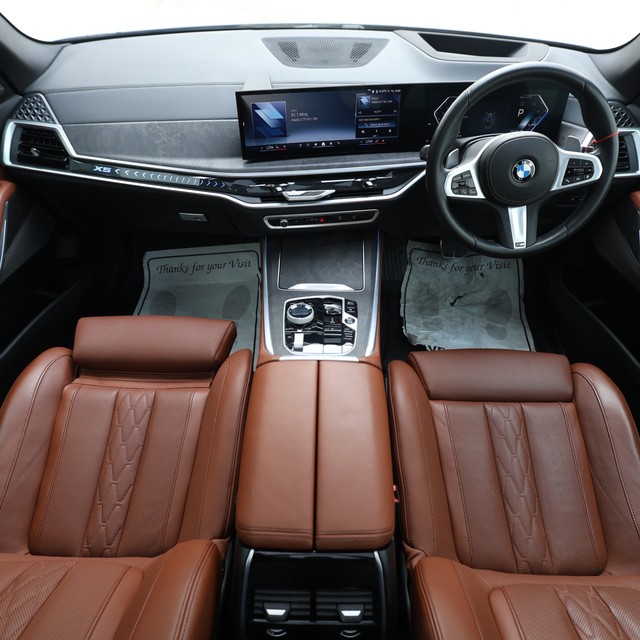 Second-hand 2024 BMW X5 xDrive40i M Sport for sale in New Delhi-6