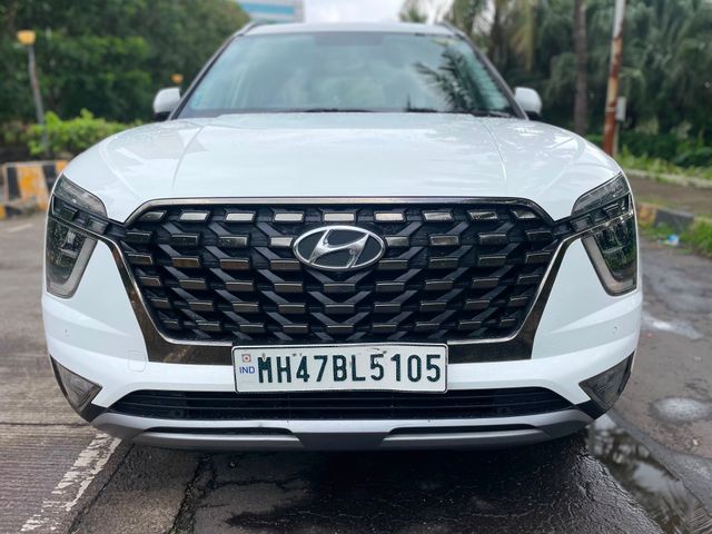 Hyundai Alcazar 1.5 Signature (O) 7-Seater Diesel AT Second-hand 2023 Hyundai Alcazar 1.5 Signature (O) 7-Seater Diesel AT for sale in Mumbai
