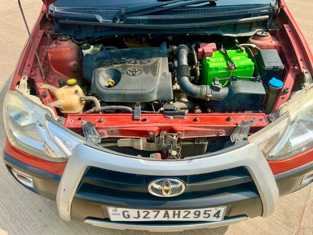 Second-hand 2014 Toyota Etios Cross 1.4L VD for sale in Ahmedabad-6