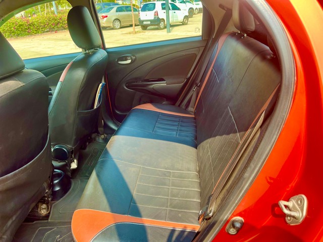 Second-hand 2014 Toyota Etios Cross 1.4L VD for sale in Ahmedabad-12