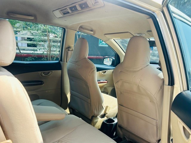 Second-hand 2014 Honda Mobilio V i-DTEC for sale in Ahmedabad-11