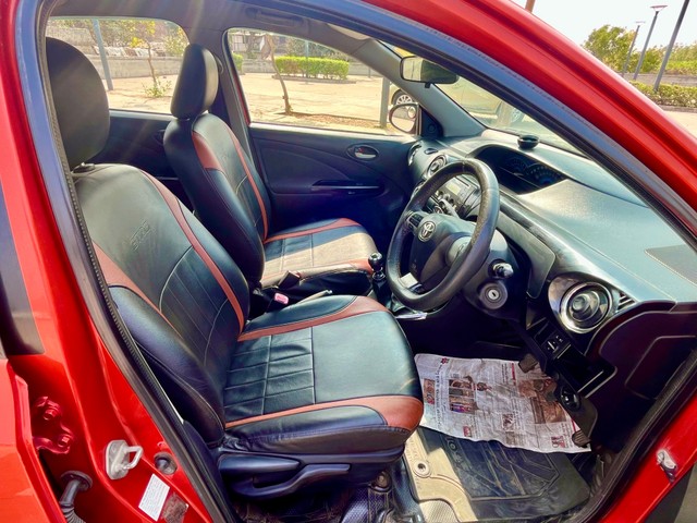 Second-hand 2014 Toyota Etios Cross 1.4L VD for sale in Ahmedabad-11