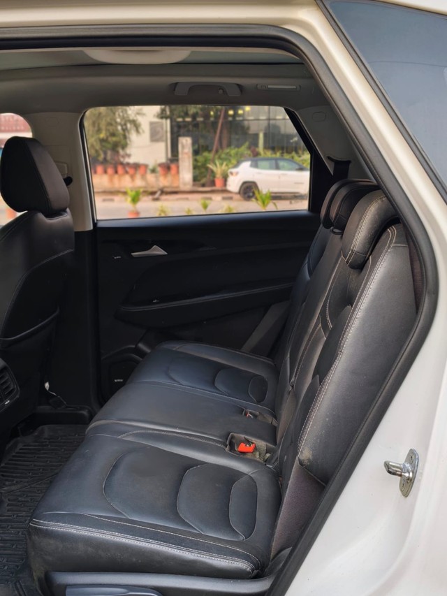 Second-hand 2019 MG Hector Sharp Diesel MT BSIV for sale in Mumbai-13