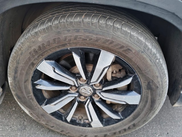 Second-hand 2019 MG Hector Sharp Diesel MT BSIV for sale in Mumbai-5