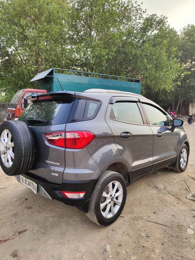 https://images10.gaadi.com/usedcar_image/115CC6D3-FFAE-485E-9701-1716A5A712A2/original/0d1a5093-e3cd-478f-bc89-00effe113c6f.jpg?imwidth=6401