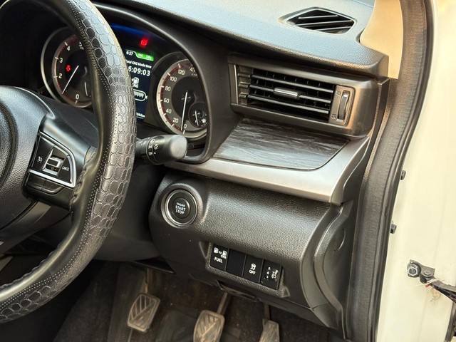 Second-hand 2024 Maruti Suzuki XL6 Zeta CNG for sale in Thane-8