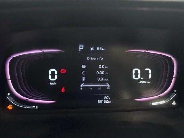 Second-hand 2022 Kia Carens Luxury Plus Diesel 7Str BSVI for sale in Thane-18