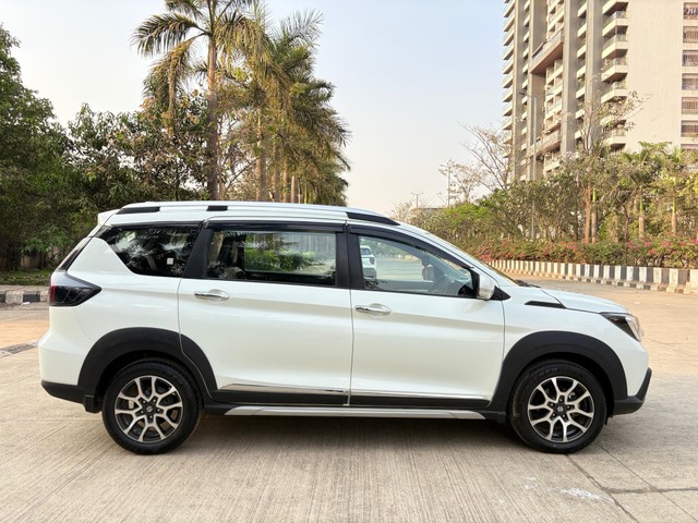 Second-hand 2024 Maruti Suzuki XL6 Zeta CNG for sale in Thane-1