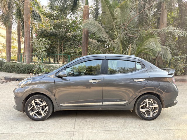 Second-hand 2023 Hyundai Aura SX CNG for sale in Thane-4