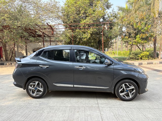 Second-hand 2023 Hyundai Aura SX CNG for sale in Thane-1