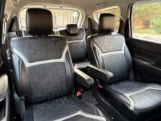 Second-hand 2024 Maruti Suzuki XL6 Zeta CNG for sale in Thane-11