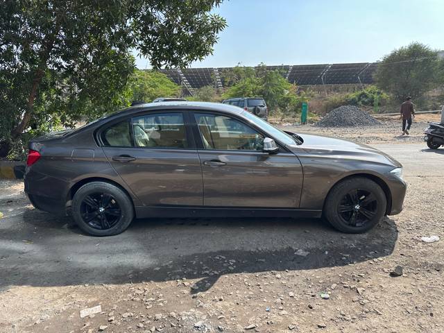 https://images10.gaadi.com/usedcar_image/17349E73-C357-4C14-8500-F723EA7F4039/original/b57fd88b-6620-408f-b35a-ad3c806cf26a.jpg?imwidth=6401